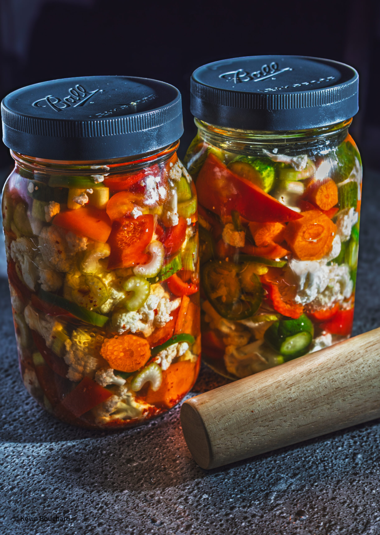 Easy Giardiniera Recipe for Crunchy Italian Pickled Vegetables